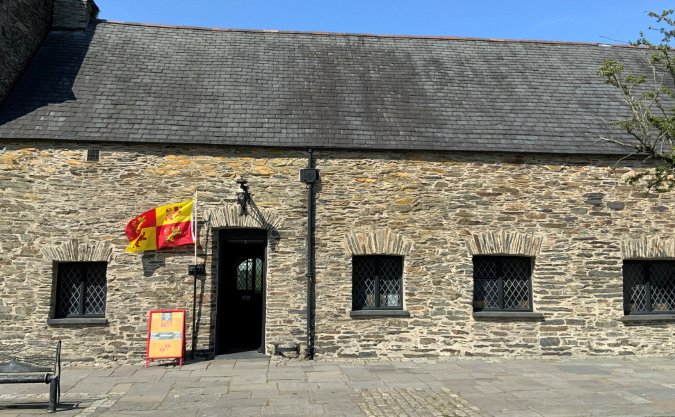 Penrallt Gallery & Lyfrau’r Senedd-dy Bookshops front