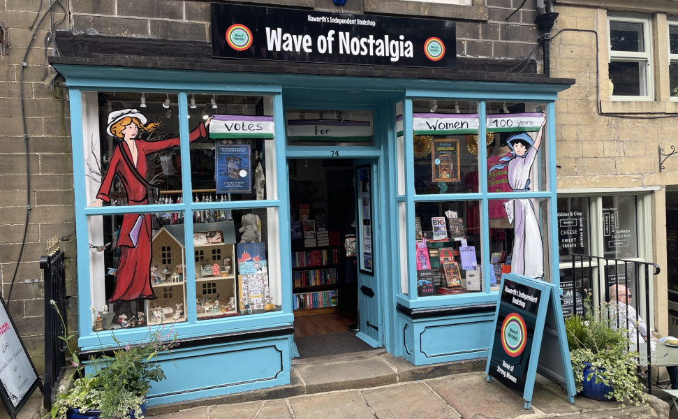 Wave of Nostalgia shop front