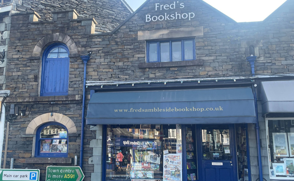 Fred's Bookshop in Ambleside exterior shot of shop