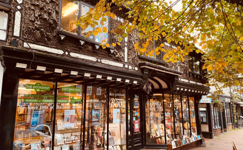 Grinstead Bookshop in autumn showing leaves turning colour